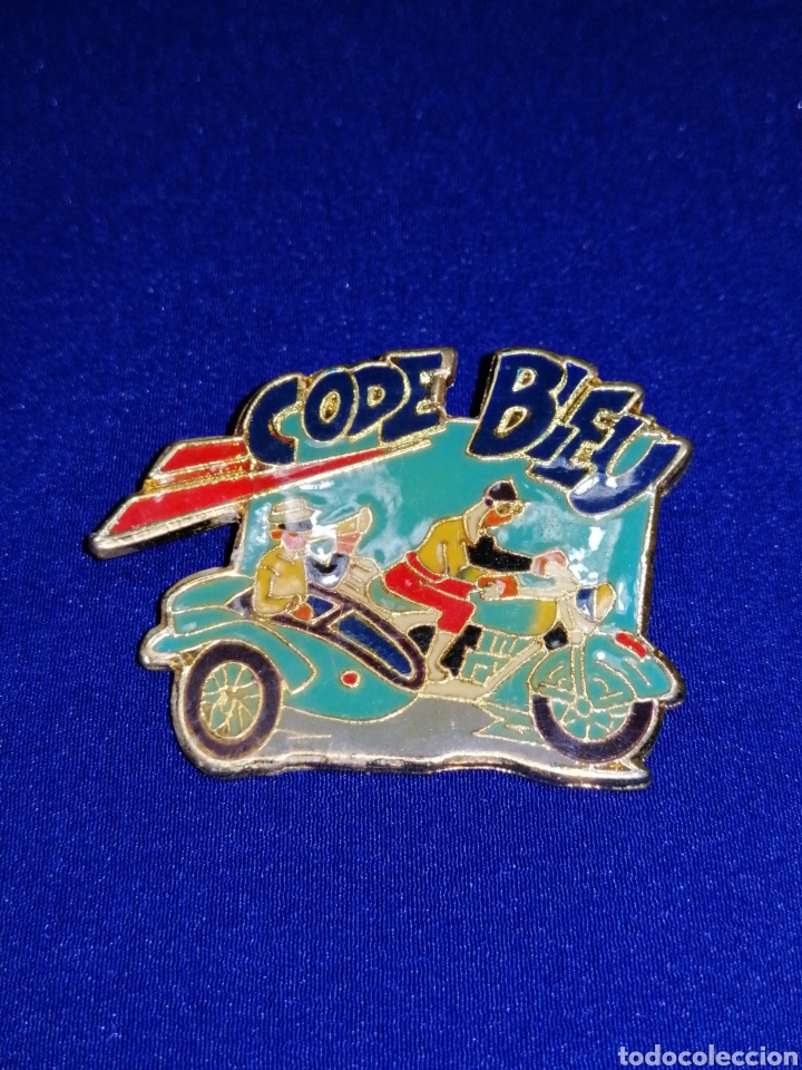 Pins de colecci&oacute;n: PIN BLUE CODE (JEANS VAQUEROS)Moto con sidecars