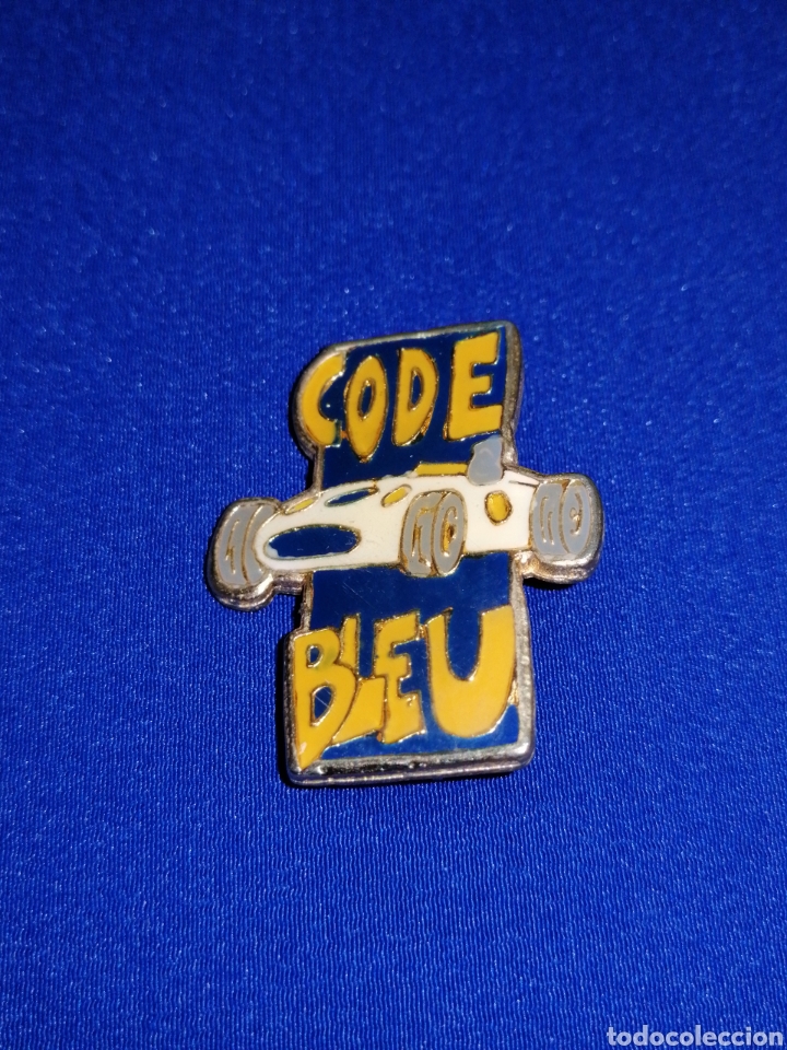 Pins de cole&ccedil;&atilde;o: PIN BLUE CODE (JEANS VAQUEROS) FORMULA 1