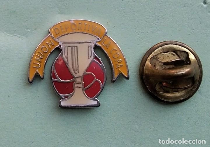 Pins e Spille di collezione: PIN FUTBOL - ESCUDO EQUIPO DE FUTBOL - UNION DEPORTIVA LA COPA - MURCIA