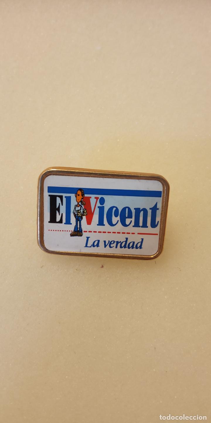 Pins de colecci&oacute;n: ORIGINAL PIN. EL VICENT. LA VERDAD. - Foto 1