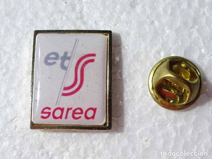 Pins de cole&ccedil;&atilde;o: PIN DE TRENES FERROCARRILES. ESPA&Ntilde;A. ET SAREA. FERROCARRILES VASCONGADOS PAIS VASCO