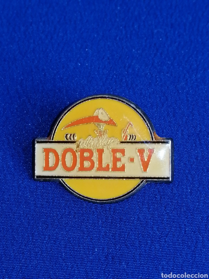 Pins e Spille di collezione: PIN DOBLE V