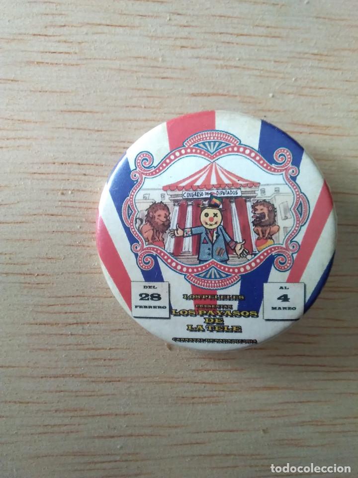 Pins de colecci&oacute;n: CHAPA CARNAVAL BADAJOZ LOS PELELES PRESENTAN LOS PAYASOS DE LA TELE