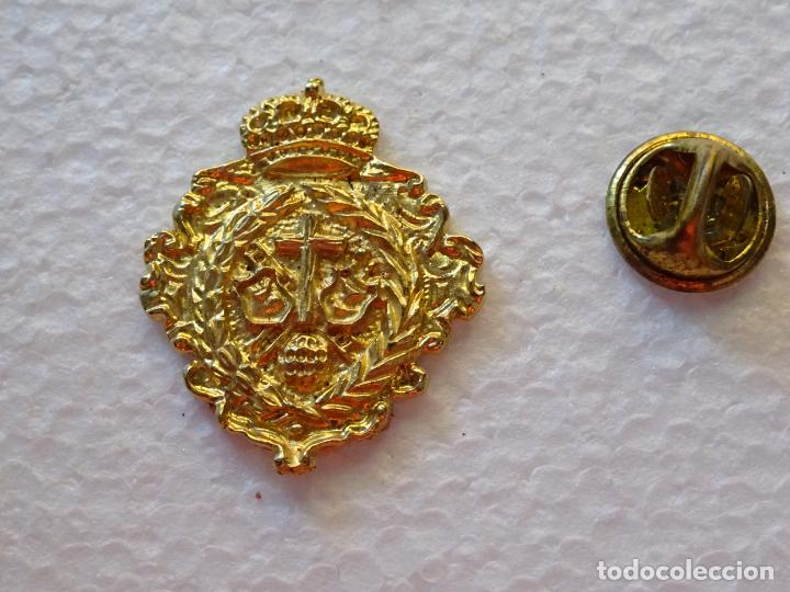Sammlung von Pins: PIN RELIGIOSO SEMANA SANTA. COFRAD&Iacute;A HERMANDAD DE SEVILLA. HER&Aacute;LDICA JES&Uacute;S DESPOJADO