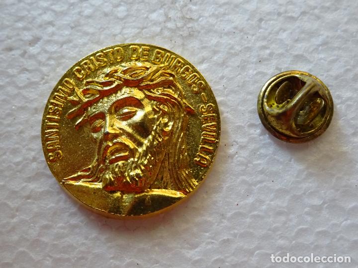Pin's de collection: PIN RELIGIOSO SEMANA SANTA. COFRAD&Iacute;A HERMANDAD DE SEVILLA. CRISTO DE BURGOS