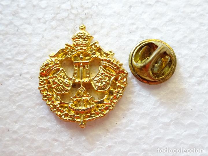 Pins de cole&ccedil;&atilde;o: PIN RELIGIOSO SEMANA SANTA. COFRAD&Iacute;A HERMANDAD DE SEVILLA. HER&Aacute;LDICA LA CARRETER&Iacute;A