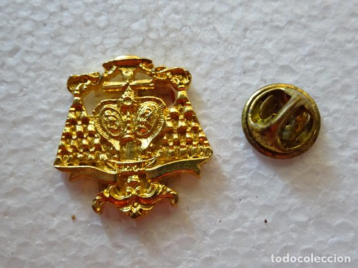 Pins de colecci&oacute;n: PIN RELIGIOSO SEMANA SANTA. COFRAD&Iacute;A HERMANDAD DE SEVILLA. HER&Aacute;LDICA EL RESUCITADO