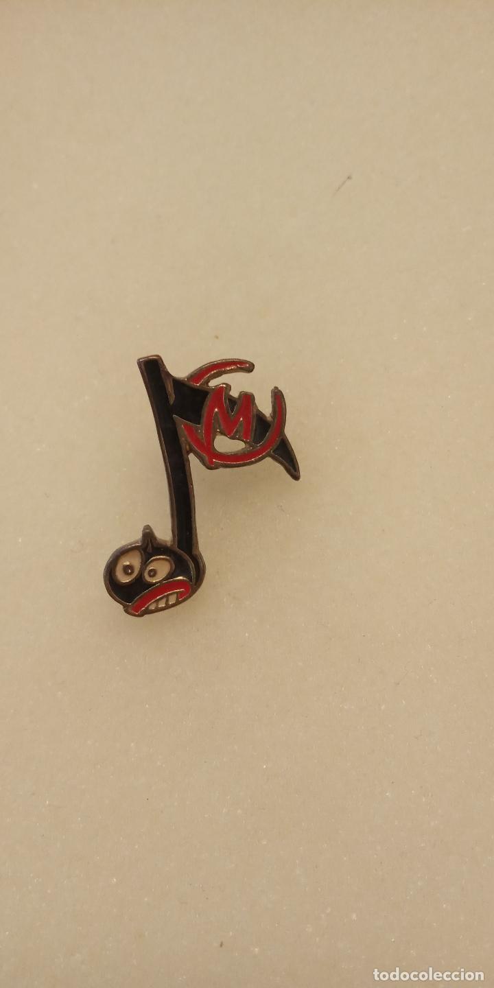 Collection pins: ORIGINAL PIN. NOTA MUSICAL.