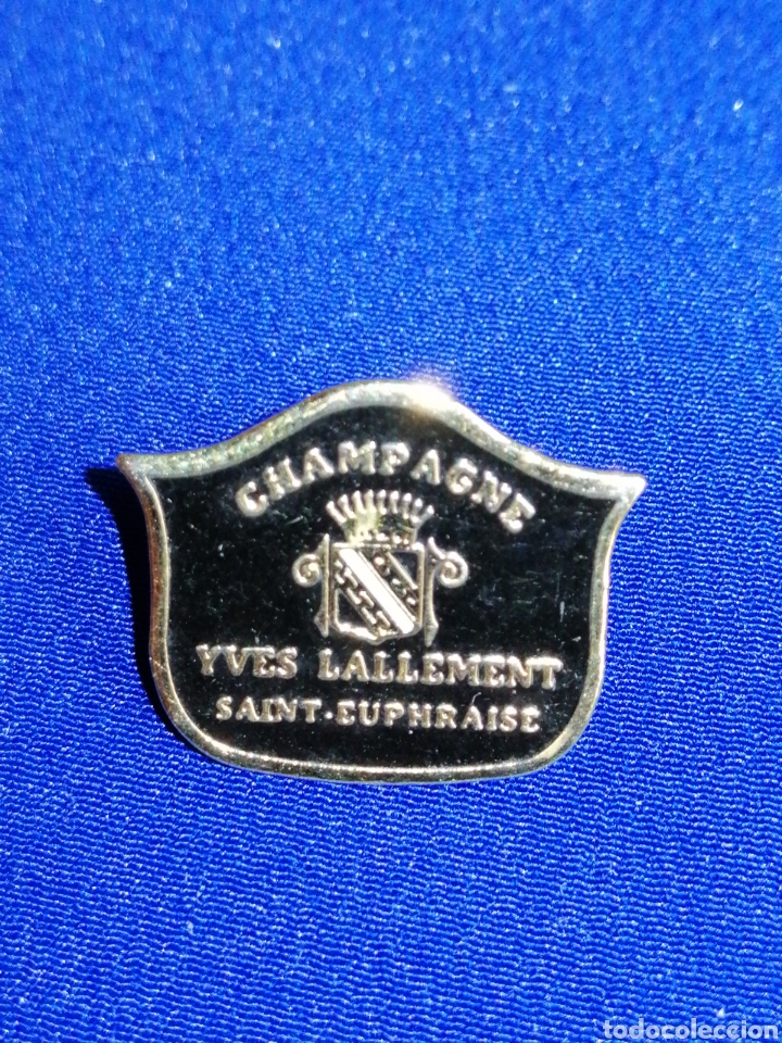 Pins e Spille di collezione: PIN CHAMPAGNE YVES LALLEMENT SAINT-EUPHRAISE