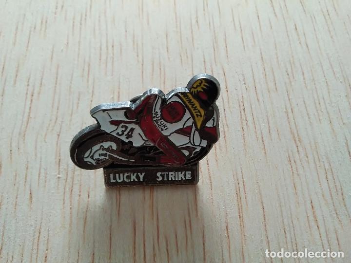 Pins de colecci&oacute;n: PIN LUCKY STRIKE - Foto 1