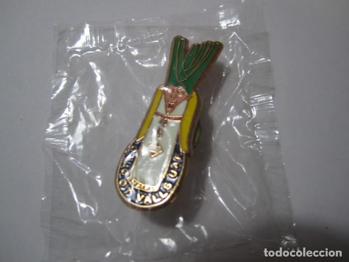Pins de colecci&oacute;n: pin cal&ccedil;ot valls - Foto 1