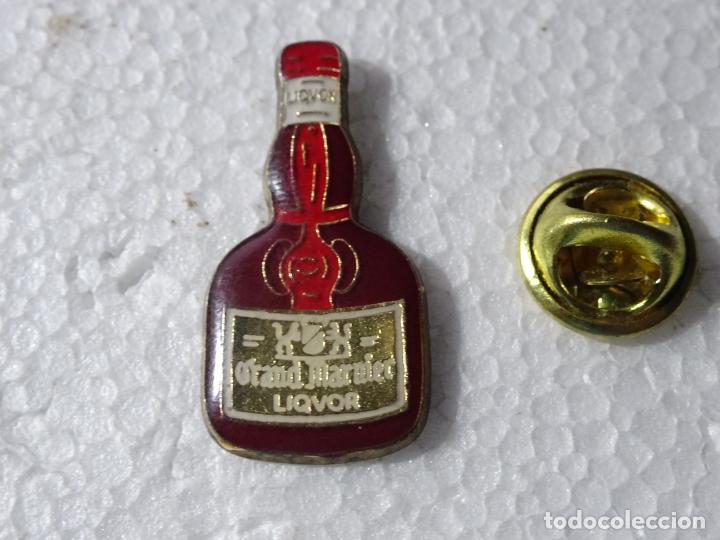 Pins de colecci&oacute;n: PIN DE BEBIDAS. BOTELLA LICOR GRAND MARNIER