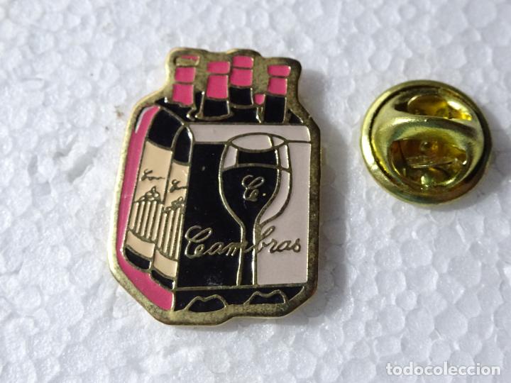 Pins e Spille di collezione: PIN DE BEBIDAS. BOTELLAS BOTELLINES VINO CAMBRAS