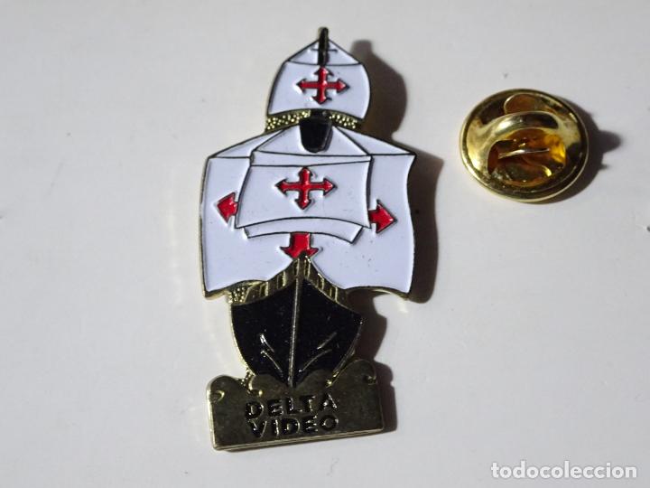 Pin's de collection: PIN DE BARCOS NAVIERAS. BUQUE BARCO GALE&Oacute;N VELERO. DELTA VIDEO