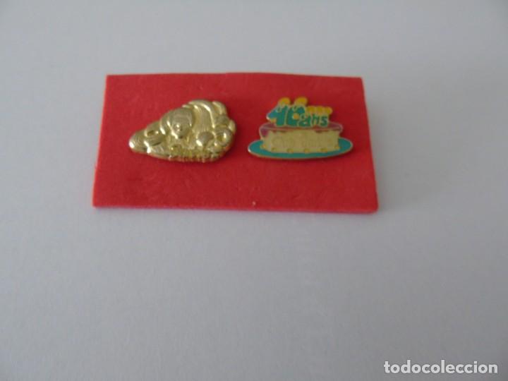 Pins de colecci&oacute;n: LOTE DE DOS PINS DE LA MU&Ntilde;ECA BARBIE