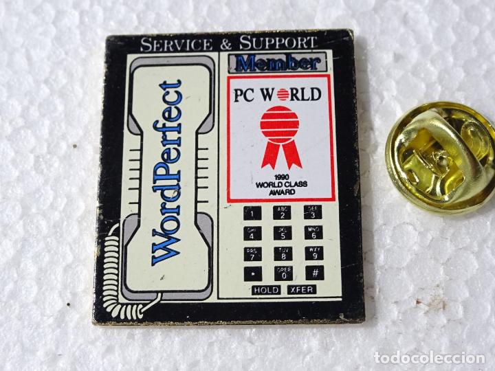 Sammlung von Pins: PIN DE INFORM&Aacute;TICA ORDENADORES. WORDPERFECT PCWORLD. EDITOR TEXTO PRE OFFICE