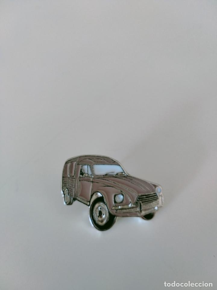 Pins de colecci&oacute;n: Pin citroen acadiane