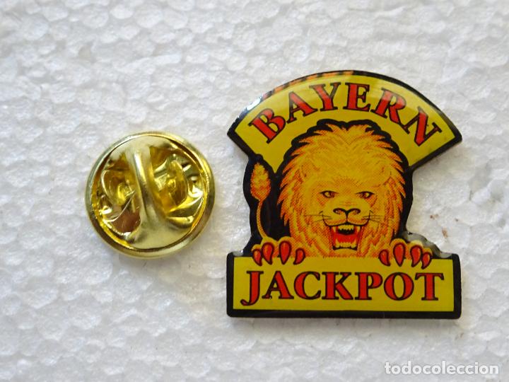 Sammlung von Pins: PIN DE LOTER&Iacute;AS. LOTOR&Iacute;A DE BAVIERA ALEMANIA. BAYERN JACKPOT LE&Oacute;N