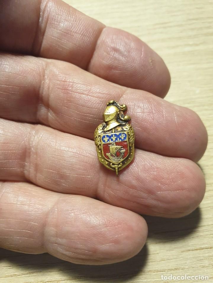 Pins de colecci&oacute;n: INSIGNIA ESCUDO DE PARIS - Foto 1