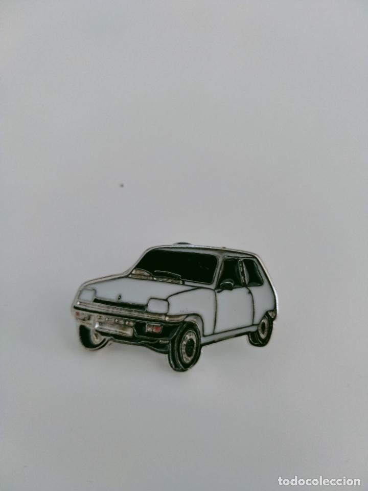 Pins de colecci&oacute;n: pin renault 5. Blanco