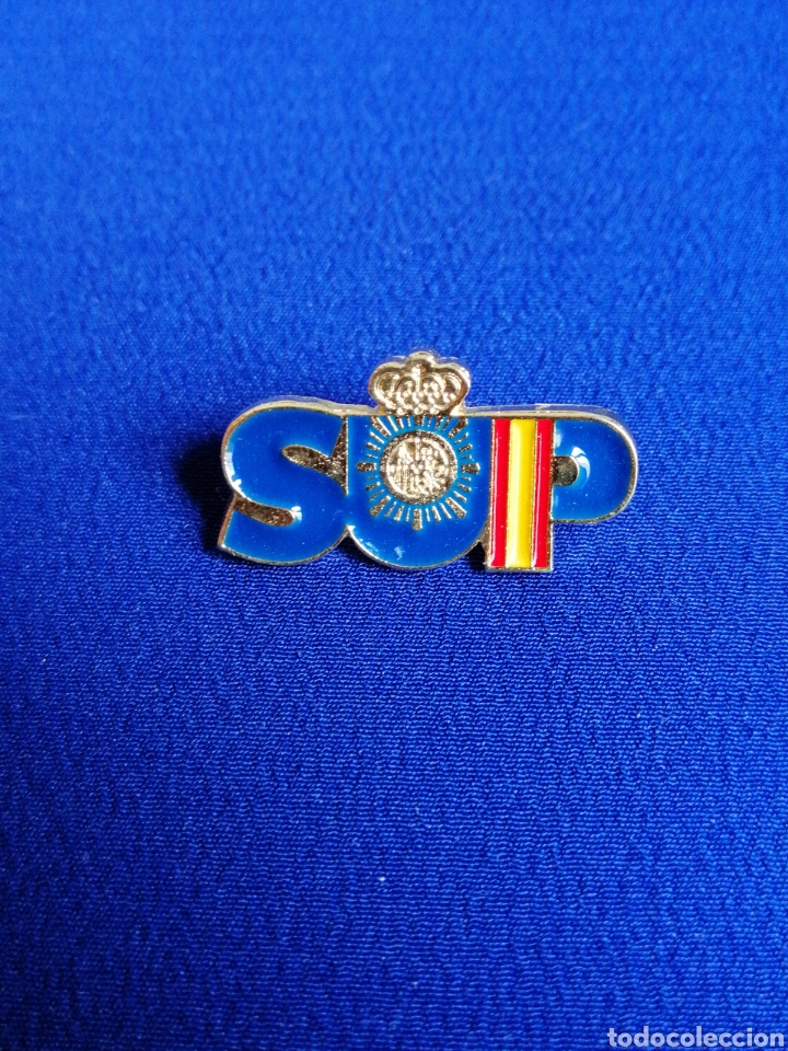 Pin's de collection: PIN POLIC&Iacute;A NACIONAL