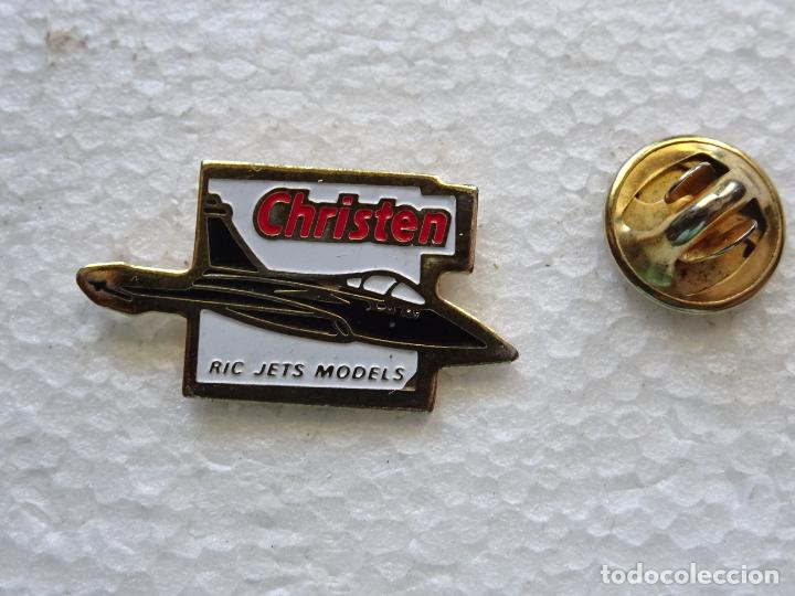 Pins e Spille di collezione: PIN DE JUGUETES AVIONES AEROL&Iacute;NEAS. CHRISTEN RIC JETS MODELS