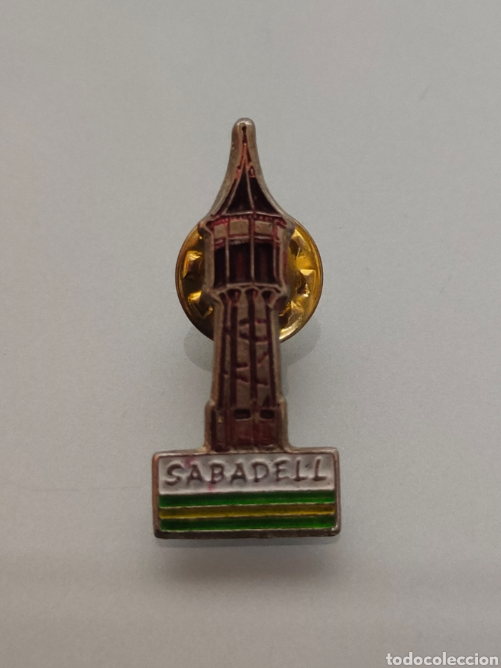 Pins de colecci&oacute;n: PIN TORRE DE L'AIGUA DE SABADELL RARO