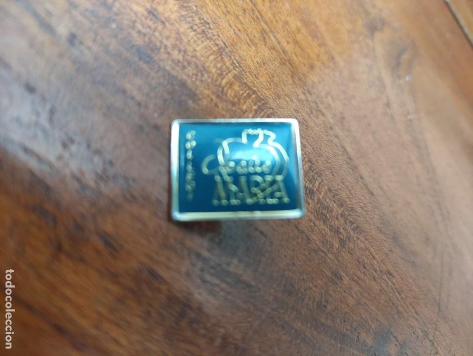 Pins de colecci&oacute;n: Pin Col.legi Jes&uacute;s Maria de Palma de Mallorca