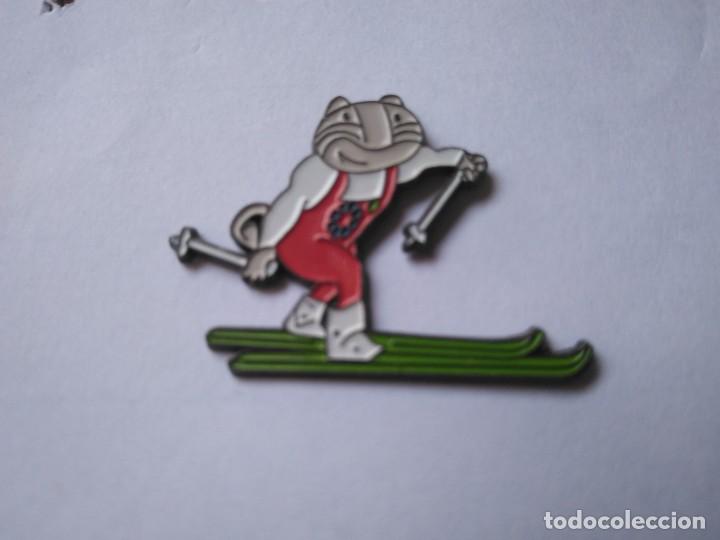 Pins de colecci&oacute;n: PIN CECILIO-MASCOTA CAMPEONATOS ESQUI SIERRA NEVADA 1995