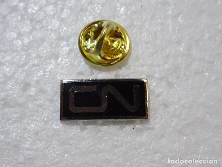 Collection pins: PIN DE TRENES FERROCARRILES. CANAD&Aacute; ESTADOS UNIDOS. CANADIAN NATIONAL RAILWAY LOGO