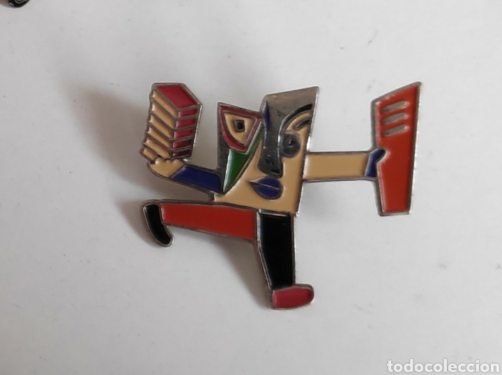 Pins de colecci&oacute;n: Pin Javier Mariscal, Circulo de Lectores - Foto 1