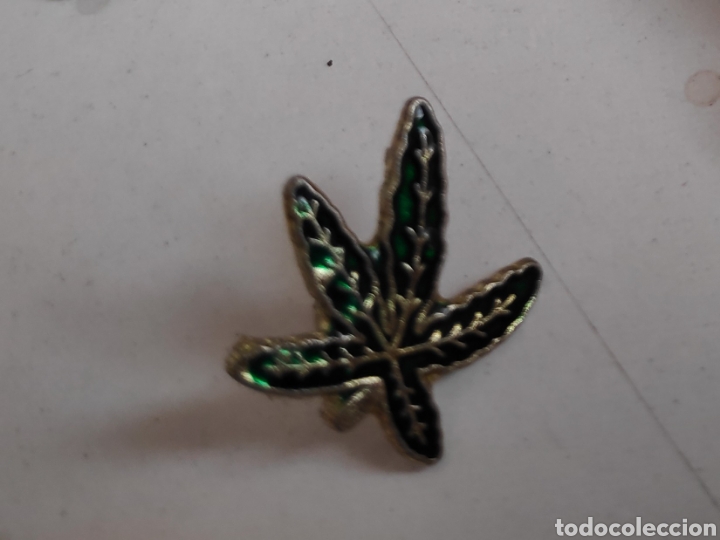 Pins de colecci&oacute;n: Pin hoja de Marihuana - Foto 2