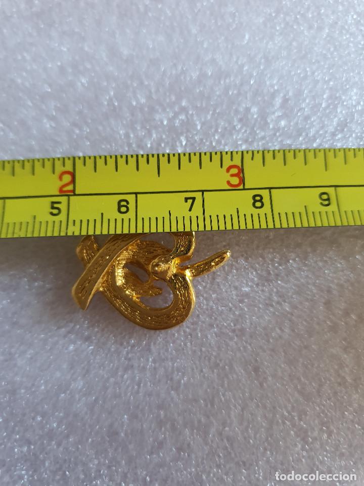 Pins de colecci&oacute;n: Pin Coraz&oacute;n en llamas. Nuevo - Foto 7