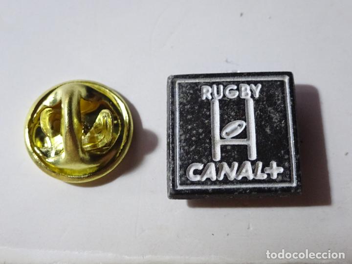 Collection pins: PIN DE RADIO TELEVISI&Oacute;N. CANAL + PLUS RUGBY
