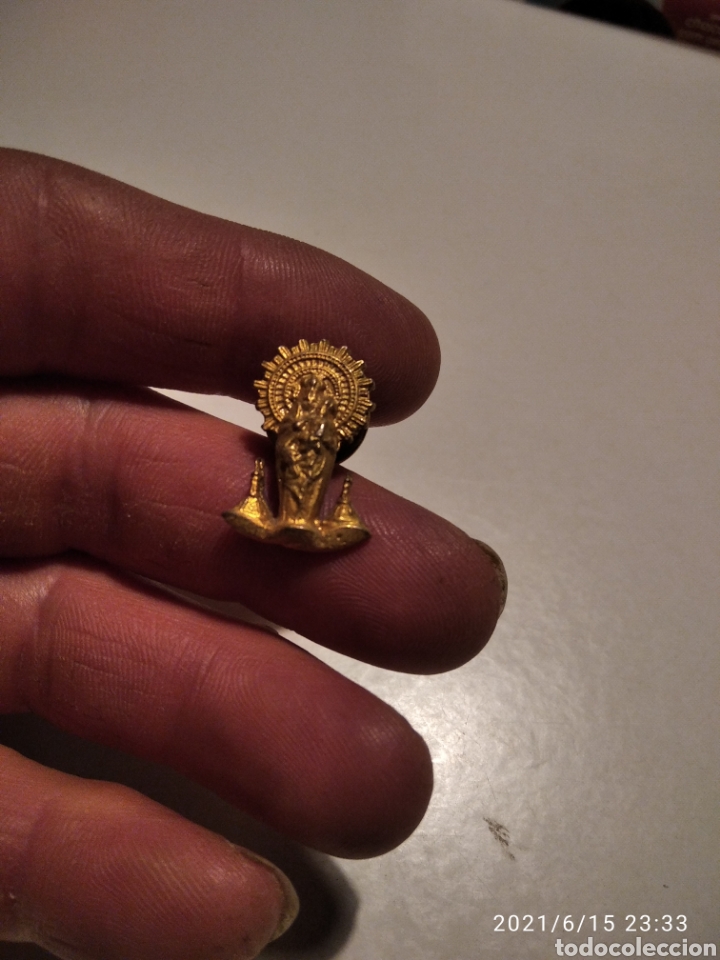 Pins de colecci&oacute;n: Pin Virgen ni&ntilde;o Jes&uacute;s