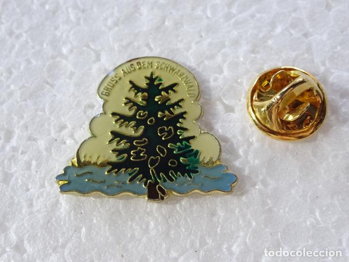 Pins de colecci&oacute;n: PIN DE TURISMO. SELVA NEGRA, ALEMANIA