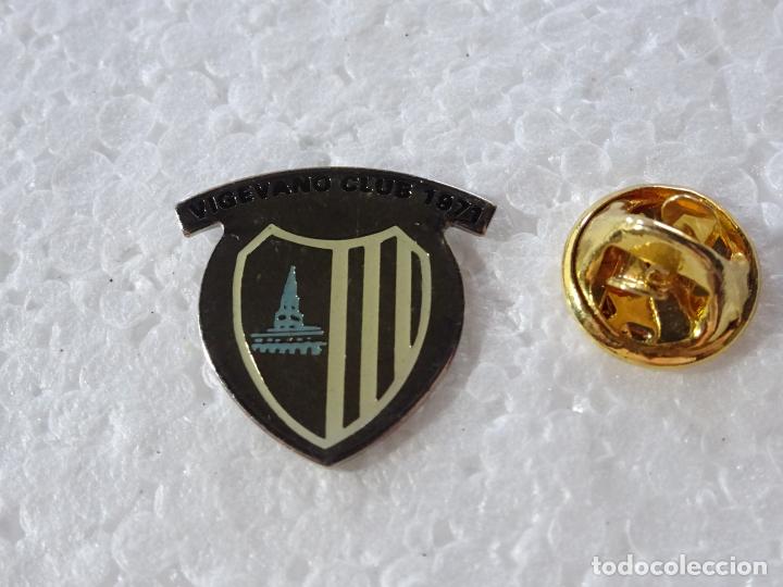 Pins de cole&ccedil;&atilde;o: PIN DE DEPORTES. F&Uacute;TBOL. VIGEVANO CLUB 1971. LOMBARD&Iacute;A, ITALIA
