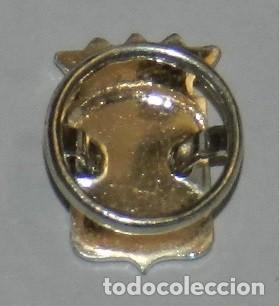 Pins de colecci&oacute;n: Insignia de solapa del escudo de la Coru&ntilde;a, mide 2 cms. - Foto 2