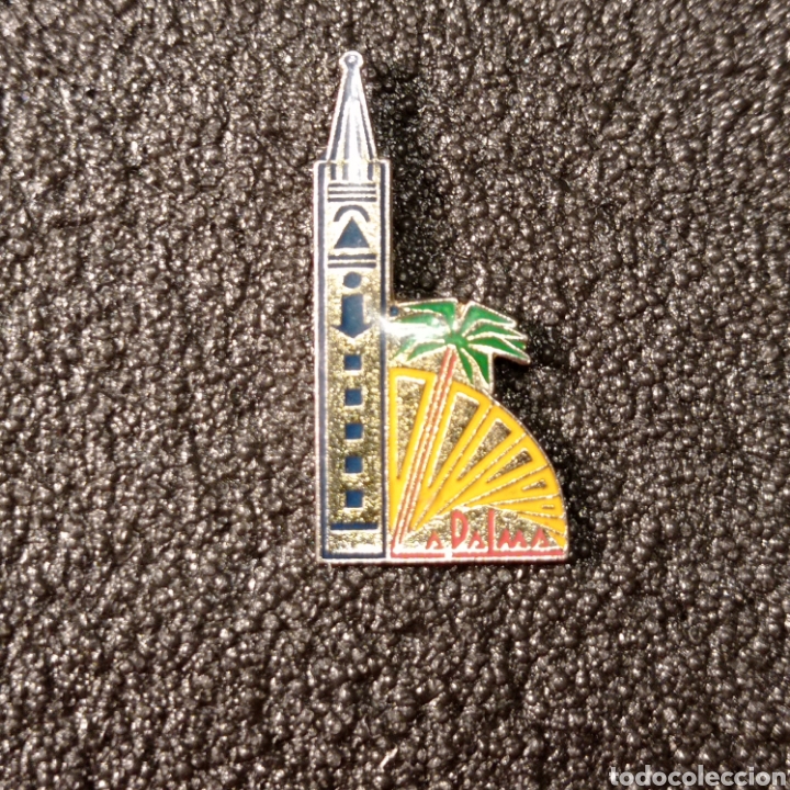 Pins e Spille di collezione: Pin tur&iacute;stico LA PALMA DEL CONDADO (Huelva)