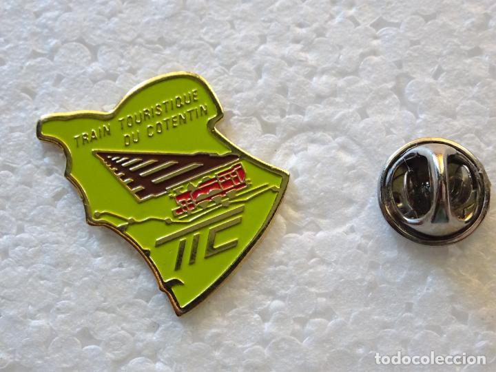 Pins e Spille di collezione: PIN DE TRENES FERROCARRILES. FRANCIA TTC TREN TUR&Iacute;STICO COTENTIN