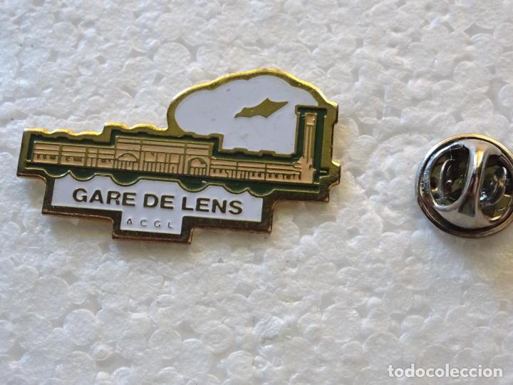 Collection pins: PIN DE TRENES FERROCARRILES. FRANCIA ESTACI&Oacute;N FFCC GARE DE LENS