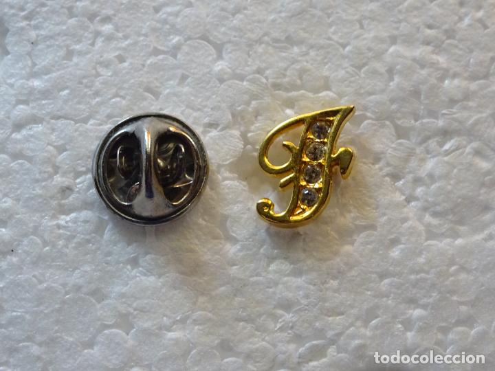 Pins e Spille di collezione: PIN LETRA F BRILLANTES. FRANCISCA FELISA FANY F&Aacute;TIMA FABIOLA FLORA FELICIDAD