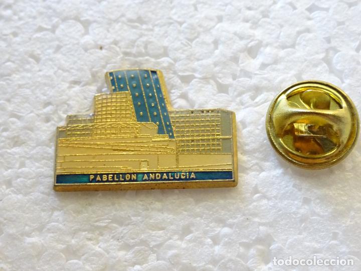 Collection pins: PIN DE TURISMO HER&Aacute;LDICA. EXPO 92 1992 SEVILLA PABELL&Oacute;N ANDALUCIA