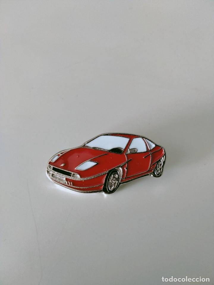 Pins de colecci&oacute;n: pin..... fiat coupe rojo