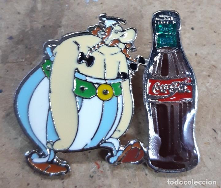 Pins de colecci&oacute;n: Pin Obelix Asterix & Coca Cola botella