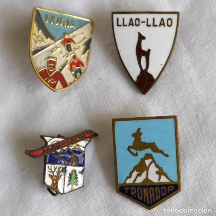 Collection pins: 4 insignias de aguja estaciones de esqu&iacute;