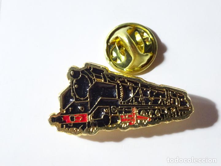 Pins e Spille di collezione: PIN DE TRENES FERROCARRILES. ESPA&Ntilde;A. LOCOMOTORA ANTIGUA