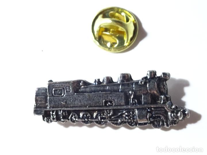 Sammlung von Pins: PIN DE TRENES FERROCARRILES. ESPA&Ntilde;A. LOCOMOTORA ANTIGUA TROFEUS ATENAS LOC 242