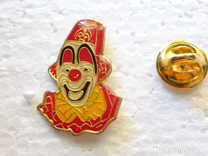 Collection pins: PIN DE CIRCO. PAYASO