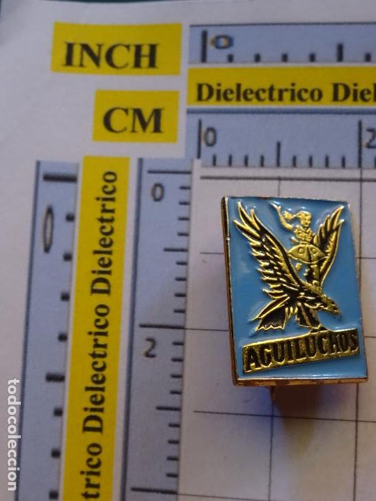 Collection pins: INSIGNIA BROCHE DE COCHES MOTOS. AGUILUCHOS CLUB MOTOS MOTEROS